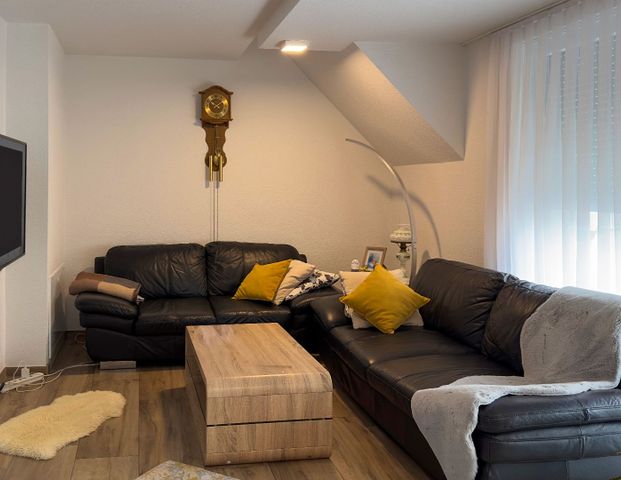 Sindelfingen-Darmsheim: Moderne 3-Zimmer-Wohnung mit Balkon, Aufzug und Garage - Foto 1