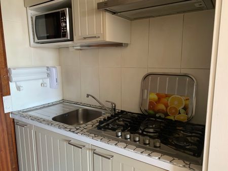 Studio meublé au centre du village. Location à l'année. - Foto 4