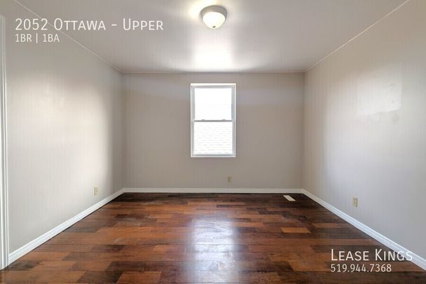 1 Bed 1 Bath Upper on Ottawa - Off Street Parking and In-Unit Laundry Included! - Photo 1