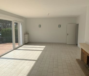 Location Maison 4 pièces 123m² - Photo 1