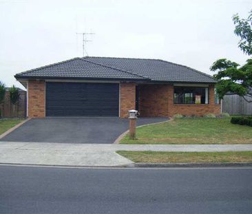 45 Farringdon Avenue, Rototuna — - Photo 4