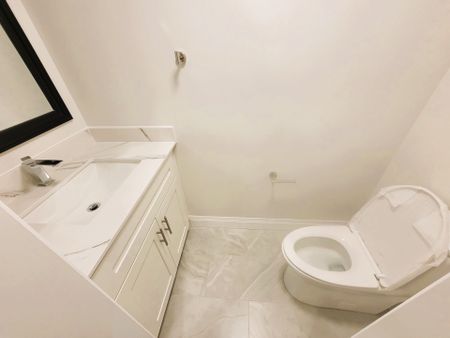 For Lease - 50 Beresford Drive, Richmond Hill, Ontario - Photo 5