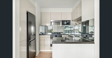 Executive North Sydney home / CBD skyline & harbour views - Photo 4