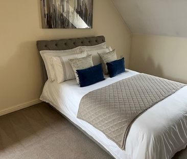 Herbert Thomas Way, Birchgrove, SA7 0HH - Photo 4