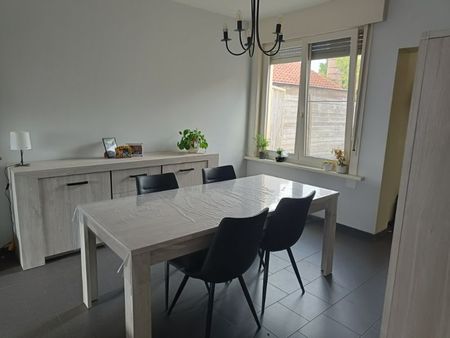 Gezinswoning met 3 slaapkamers - Photo 3