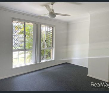 Spacious 3-Bedroom Family Home in North Ipswich - Photo 3