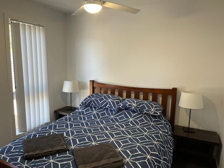 2 bedroom 5 year old Free-standing granny flat - Photo 2