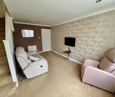 2 bedroom terraced house to rent - Photo 2