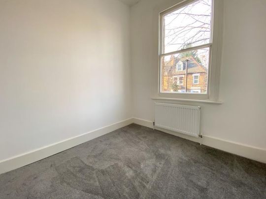 4 bedroom flat to rent - Photo 1