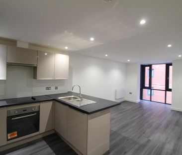 2 bedroom apartment to rent - Photo 4