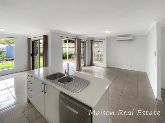 “Large Family Home High on the Hill in The Cascades” - Photo 1