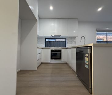 Charming Craigieburn Rental Opportunity Awaits - Photo 4