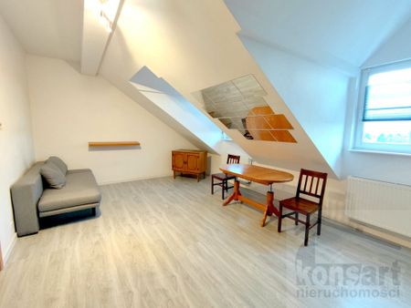 Przestronna kawalerka, osobna kuchnia - Zdjęcie 2