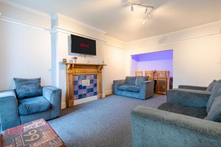 5 bedroom terraced house to rent - Photo 5