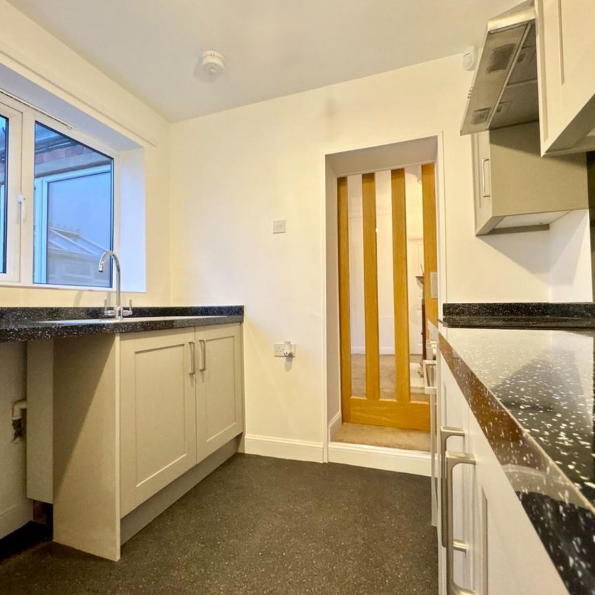 2 bedroom House To Let - Photo 1