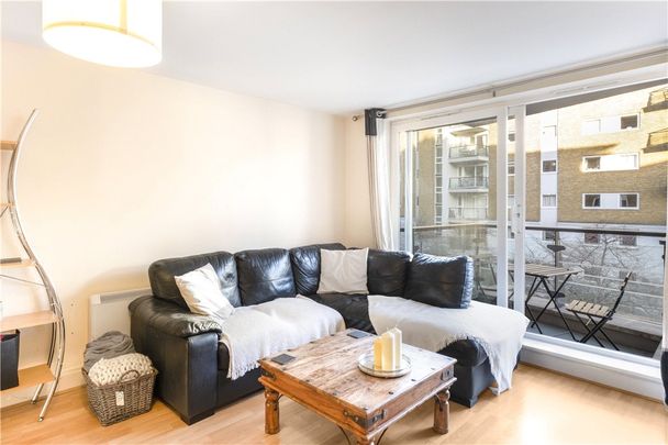 Smugglers Way, Wandsworth, SW18 1EB - Photo 1