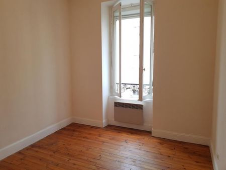 Location Appartement Clermont-Ferrand - Photo 2