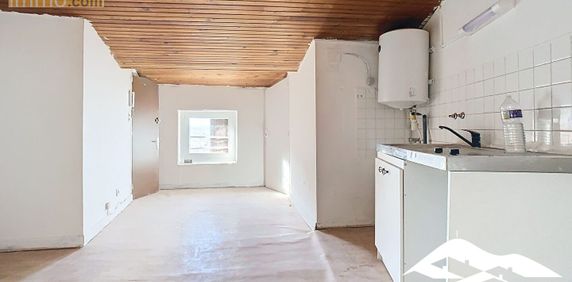 Location Appartement 2 pièces 32m² THIERS 63300 - Photo 2