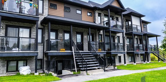 Bel Appartement - 608 Blvd Du Plateau #1 - Photo 2