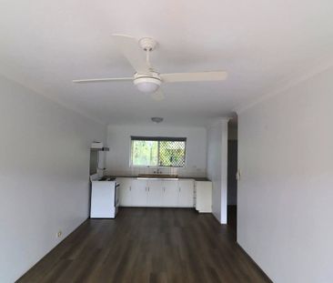 Contemporary One-Bedroom Apartment in Central Newmarket - Photo 4