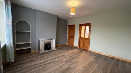 2 bedroom semi-detached house to rent - Photo 5