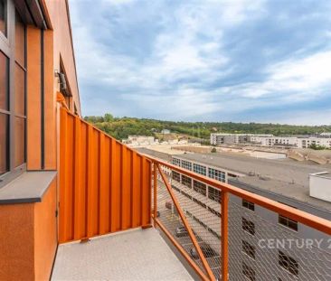 Pronájem bytu 1+kk s balkonem, Praha 9 – Vysočany, Lofty Kolbenova - Photo 2
