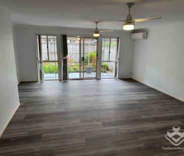 CARINA. 3 BEDROOM LOWSET UNIT - Photo 1