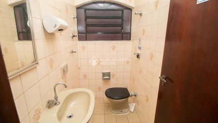 Sobrado com 4 quartos e 450m² para alugar em Parque das Nações, Santo André. - Photo 2