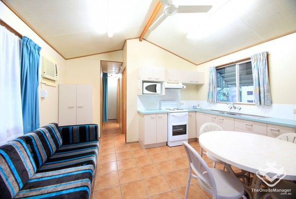 Gold Coast Short Term Rental, Garden Villa, Min 4 week stay, Fully Furnished - Photo 1