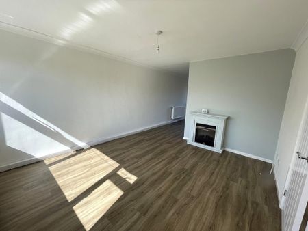 3 bedroom detached house to rent - Photo 4