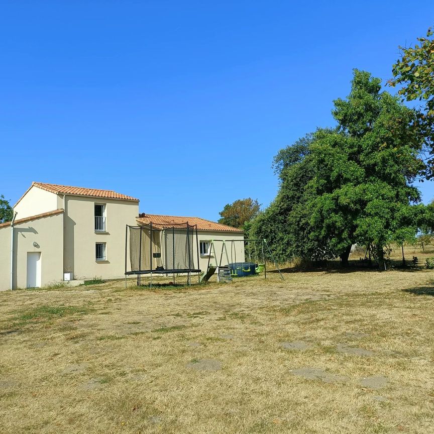 Location Maison 4 pièces 107 m2 à Saint-Julien-de-Concelles - Photo 1