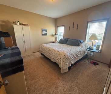 Full House Located in Inglewood! - Photo 3