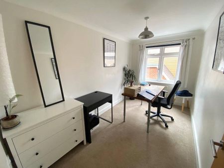 2 bedroom apartment to rent - Photo 5