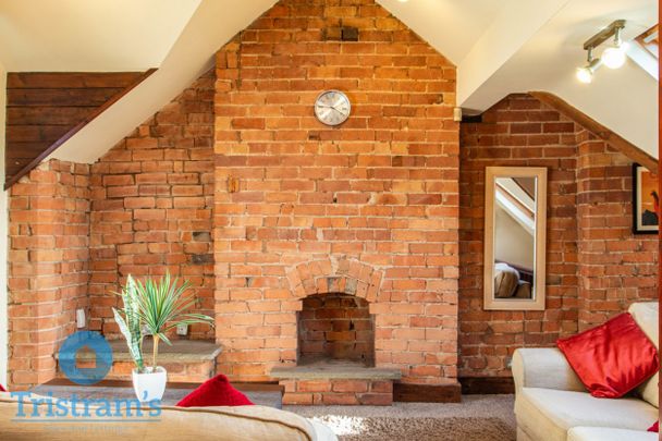 1 bed Apartment for Rent - Photo 1