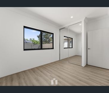 25A Second Avenue, Rossmoyne, WA 6148 - Photo 3