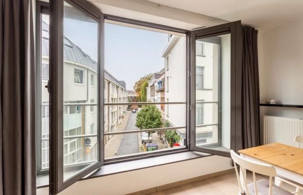 Appartement te huur - Photo 1