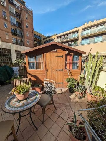 Carrer de Pi i Margall, Barcelona, Catalonia 08024 - Photo 5