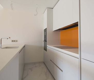 Hyreslägenhet med 2 Sovrum och Terrass i Fuengirola - Photo 4