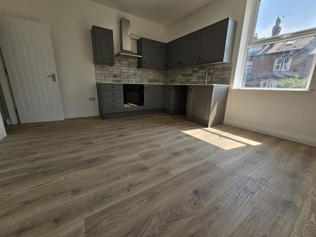 1 bedroom flat to rent - Photo 3