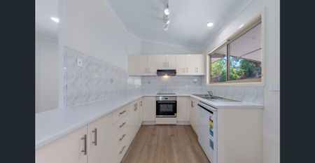 Fresh and Modern Renovated Family Home - Photo 2