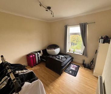 2 bedroom property to rent - Photo 6