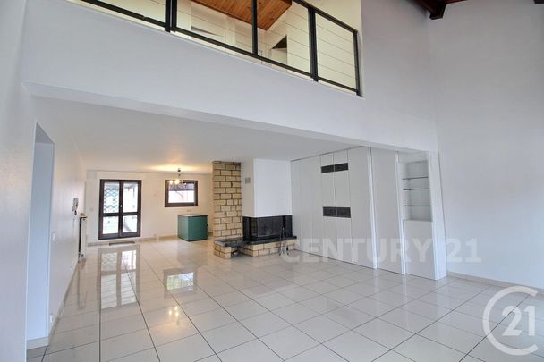 Location Appartement 7 pièces 166m² ST AVOLD 57500 - Photo 1