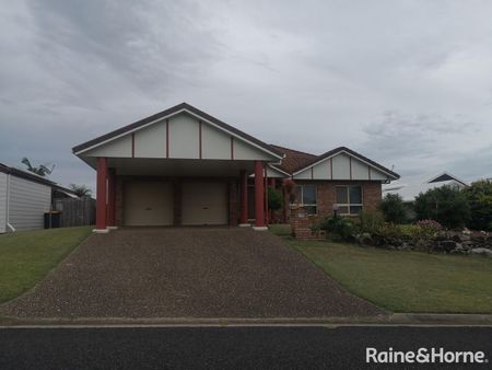 39 McLaughlin Drive, Eimeo, QLD 4740 - Photo 5