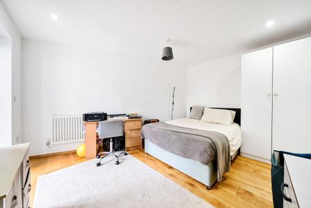 2 bedroom terraced house to rent - Photo 3