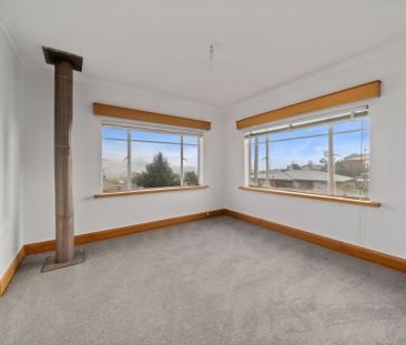 Spacious Home in West Moonah - Photo 3