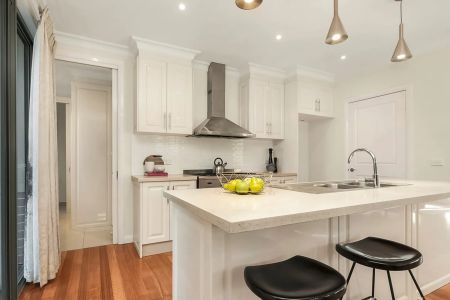 1 Wirraway Court, - Photo 2