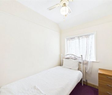 Thirlmere Avenue, Tilehurst, Reading, Berkshire, RG30 - Photo 4