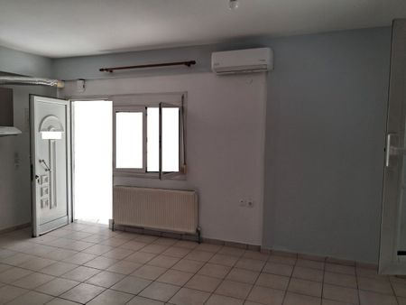 Studio/Γκαρσονιέρα για ενοικίαση Άγιος Κοσμάς (Εύοσμος) - Φωτογραφία 2