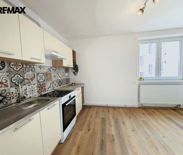 Pronájem bytu 3+kk 60 m² - Fotografie 1