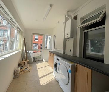 Room in a Shared House, Pennington Street, LS6 - Photo 5